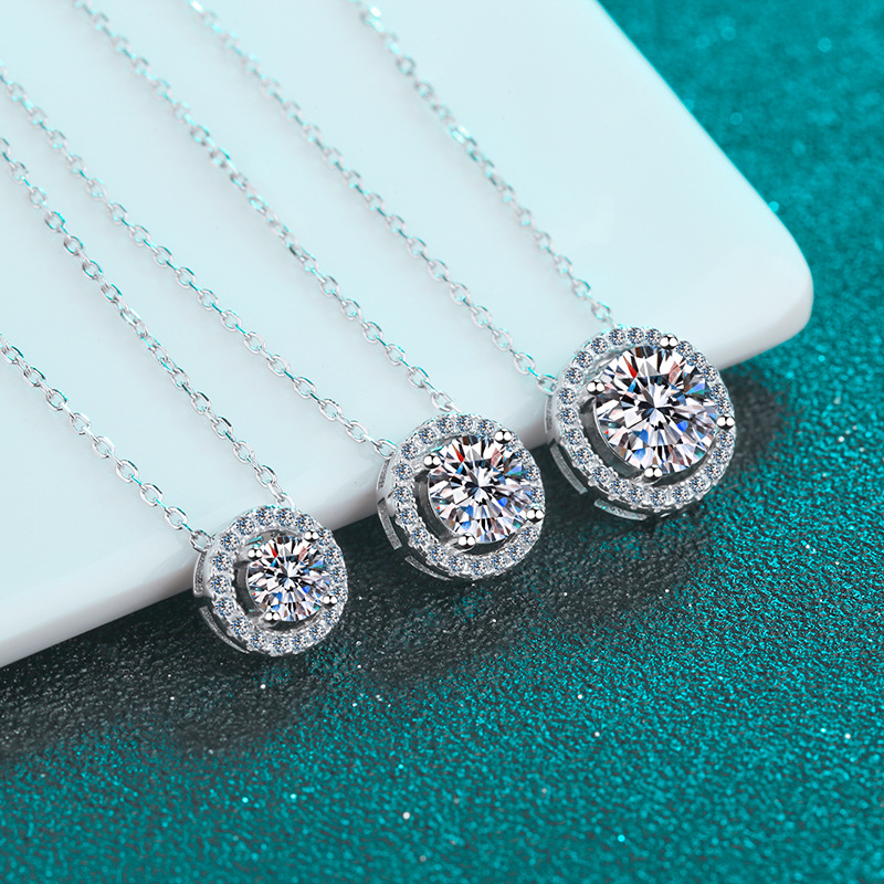 Celebratory Jewelry gift Gift for your boss Name necklace Durable D-grade Moissanite Translucent D-grade Moissanite