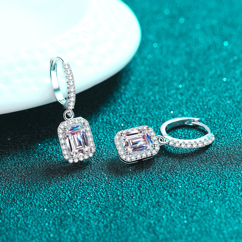 Prom night Jewelry Surprise gift for your wife earrings High clarity D-grade Moissanite D-grade Moissanite with VVS1 clarity