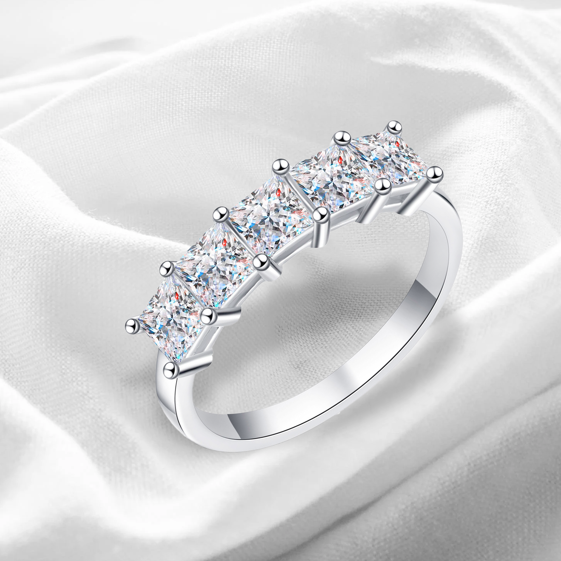 Sister's Jewelry gift for Hostess Promise ring Smooth surface for D-grade Moissanite Firmly set D-grade Moissanite