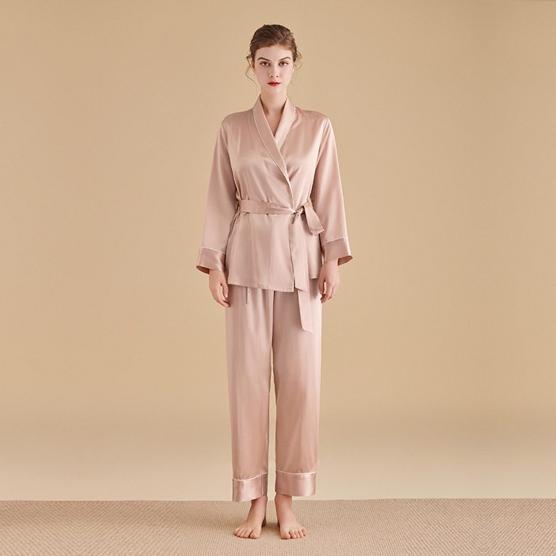 Casual and comfortable natural loungewear for home pajamas 100% silk pajamas Perfect for a good night's sleep