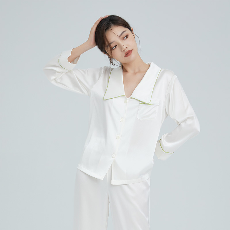 Organic loungewear for a healthy lifestyle pajamas 100% silk pajamas Perfect for restful sleep