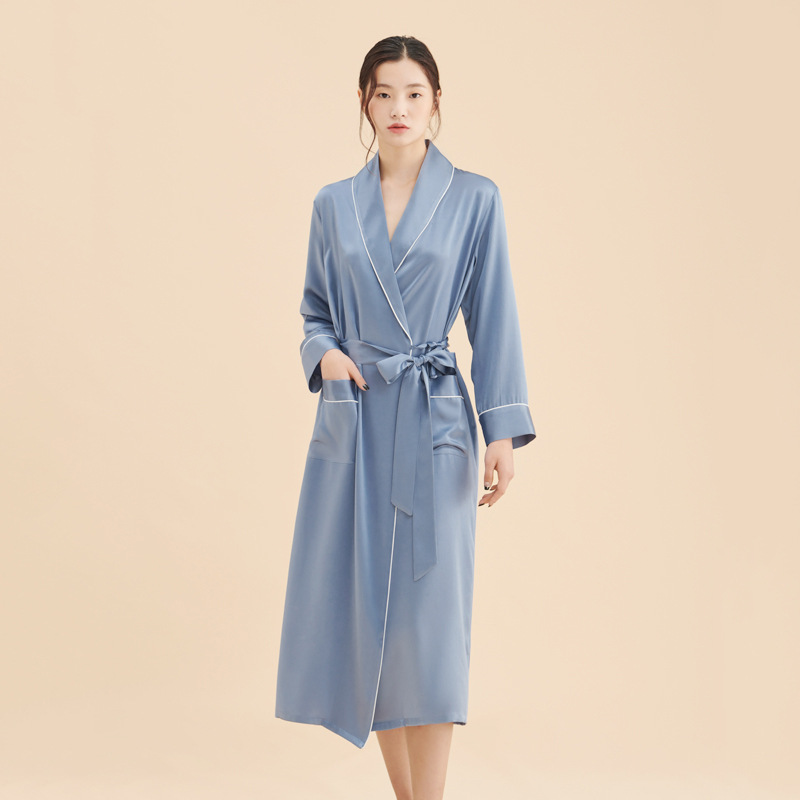 Simple and comfy natural loungewear pajamas 100% silk pajamas Quality sleep with silk
