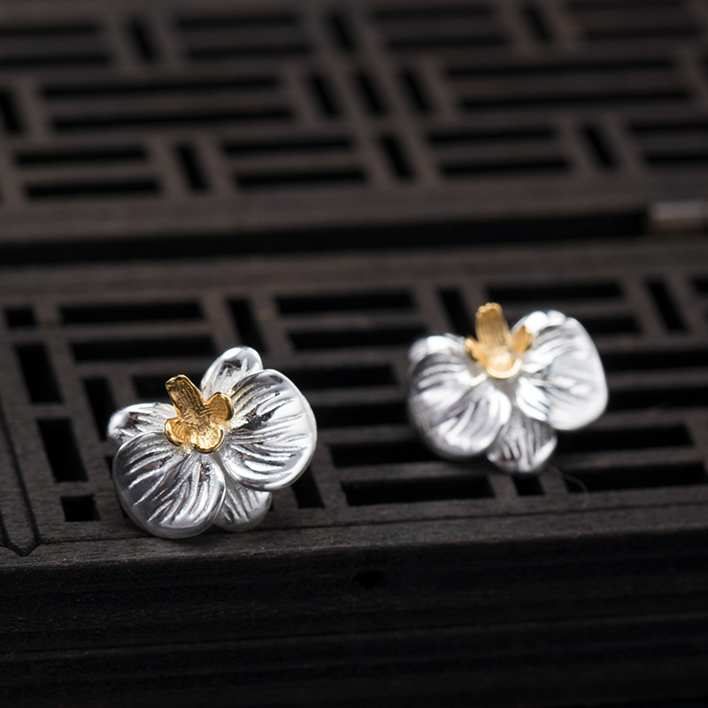 High-Quality Jewelry Timeless jewelry gift for your grandmother earrings Silver Earrings No blurring