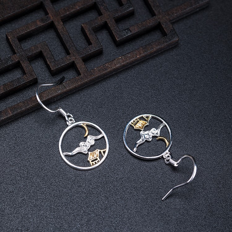 Statement pieces Thoughtful jewelry gift for your mother earrings Silver Earrings Setting is smooth and won't damage clothing