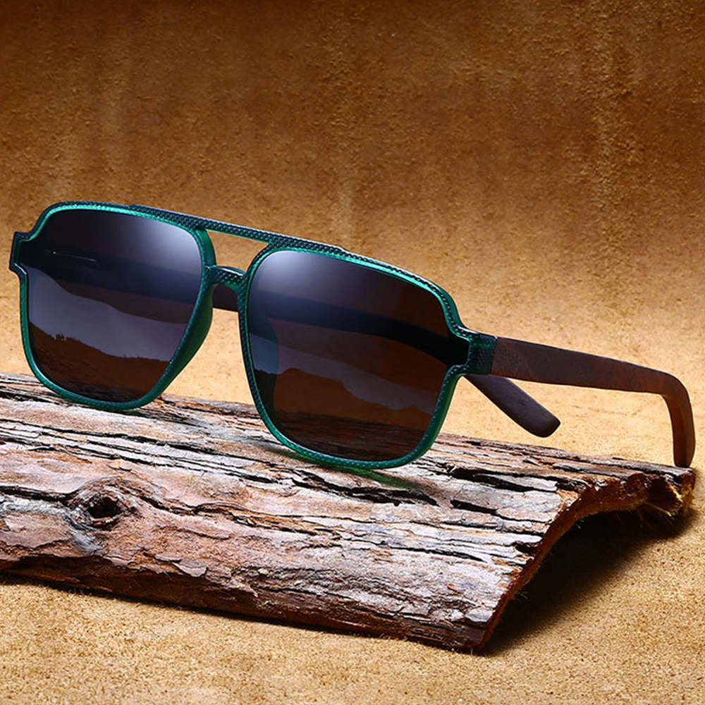 Fashionable sunglasses with UV 400 Sunglasses Wooden Sunglasses Lightweight and comfortable