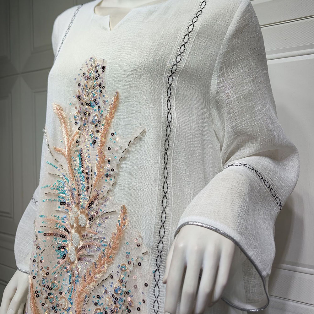 Jalabiya Mesmerizing jalabiya | Beadwork embroidery | Fashion-forward ...