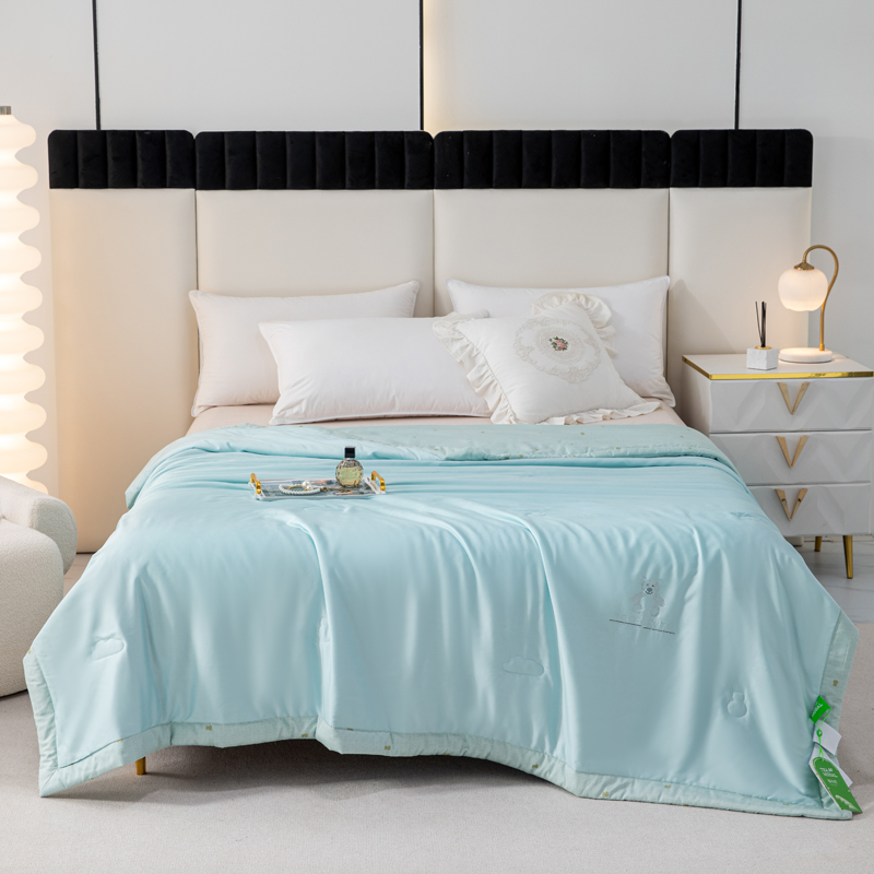 Premium quilts offering unrivaled softness Regenerated Cellulose Fiber Quilt Healthy sleep with natural fibers