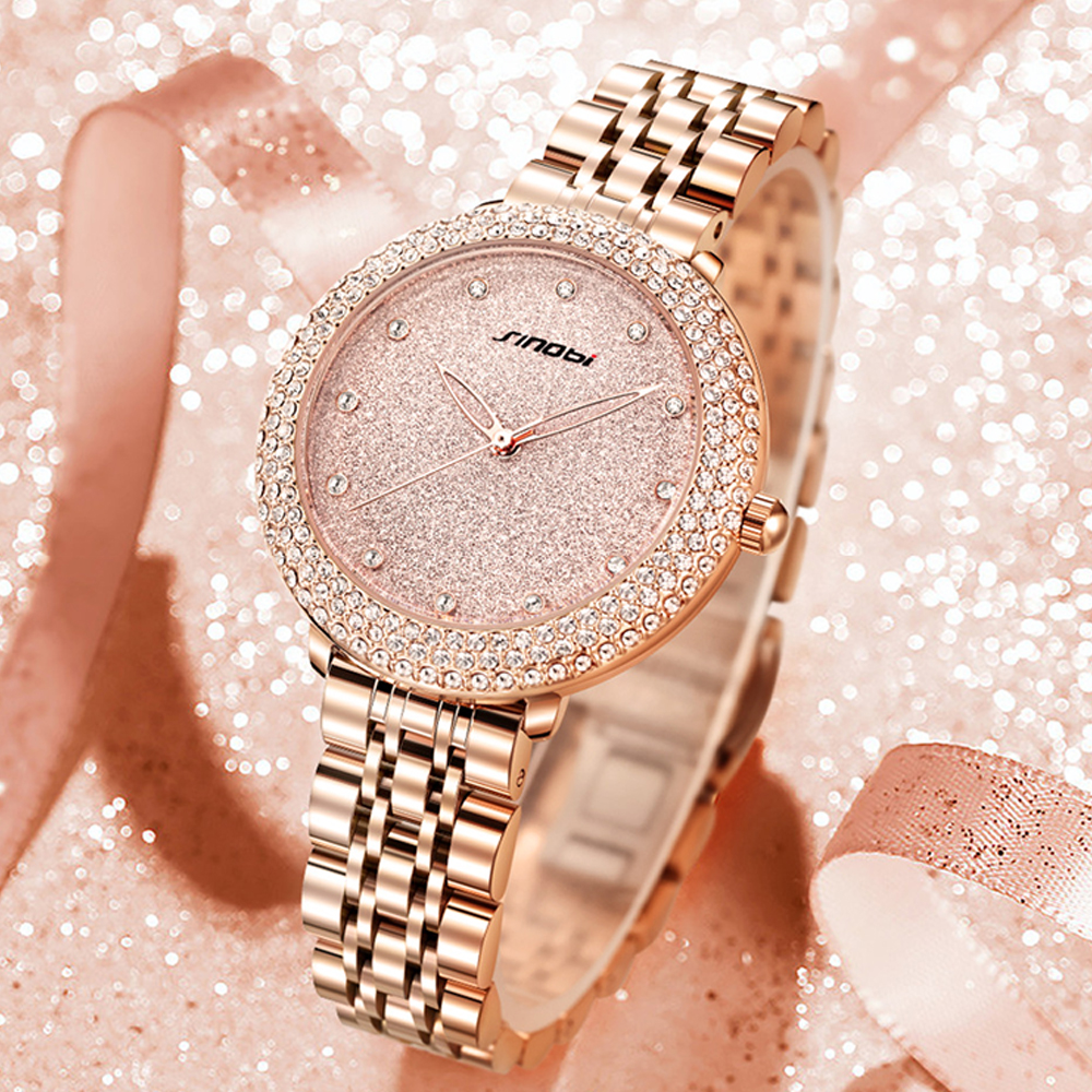 Two-tone design for a modern twist watch Fashion Women's Watch Premium quality with exquisite attention to detail