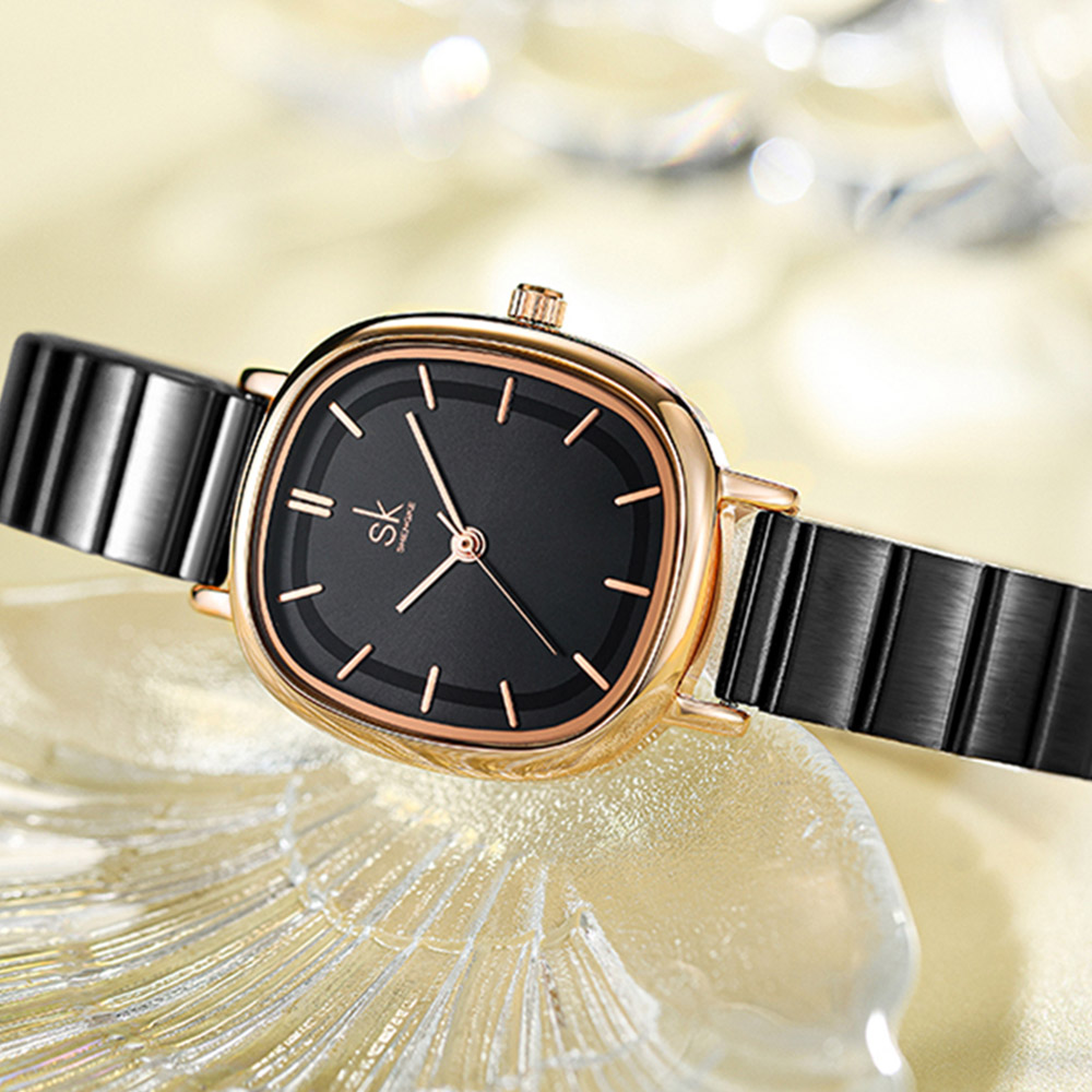 Bold and statement-making for a strong presence watch Fashion Women's Watch Premium quality with exquisite attention to detail