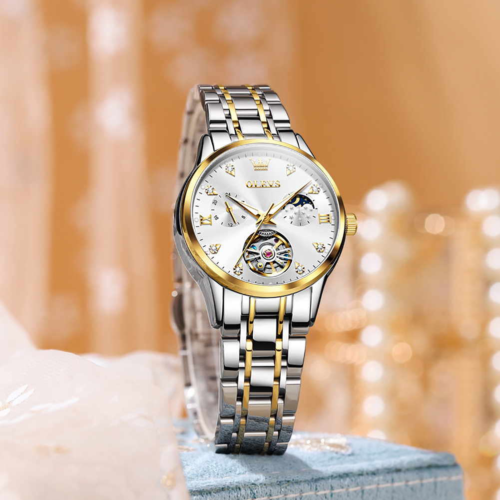 Vintage-inspired aesthetic for a retro charm watch Mechanical Watch Vintage-inspired aesthetics with modern sophistication