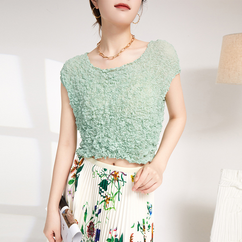 High-Quality Fabrics for Comfort lady's fashion Fashion Tops Trendy Tops for a Fashionable Look