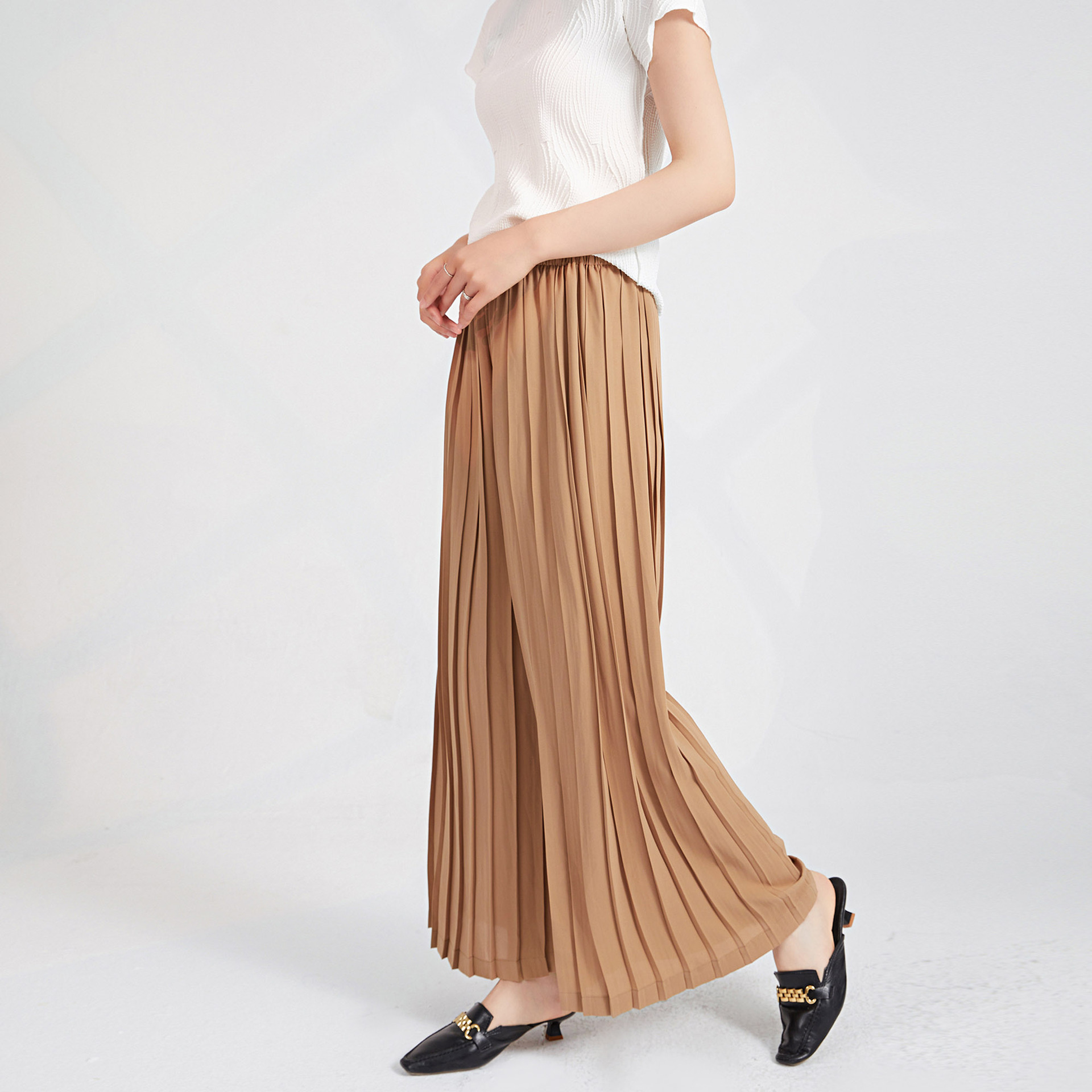 Comfortable Fits Meet High Fashion lady's fashion Fashion Pants Sleek and polished trousers for a professional look