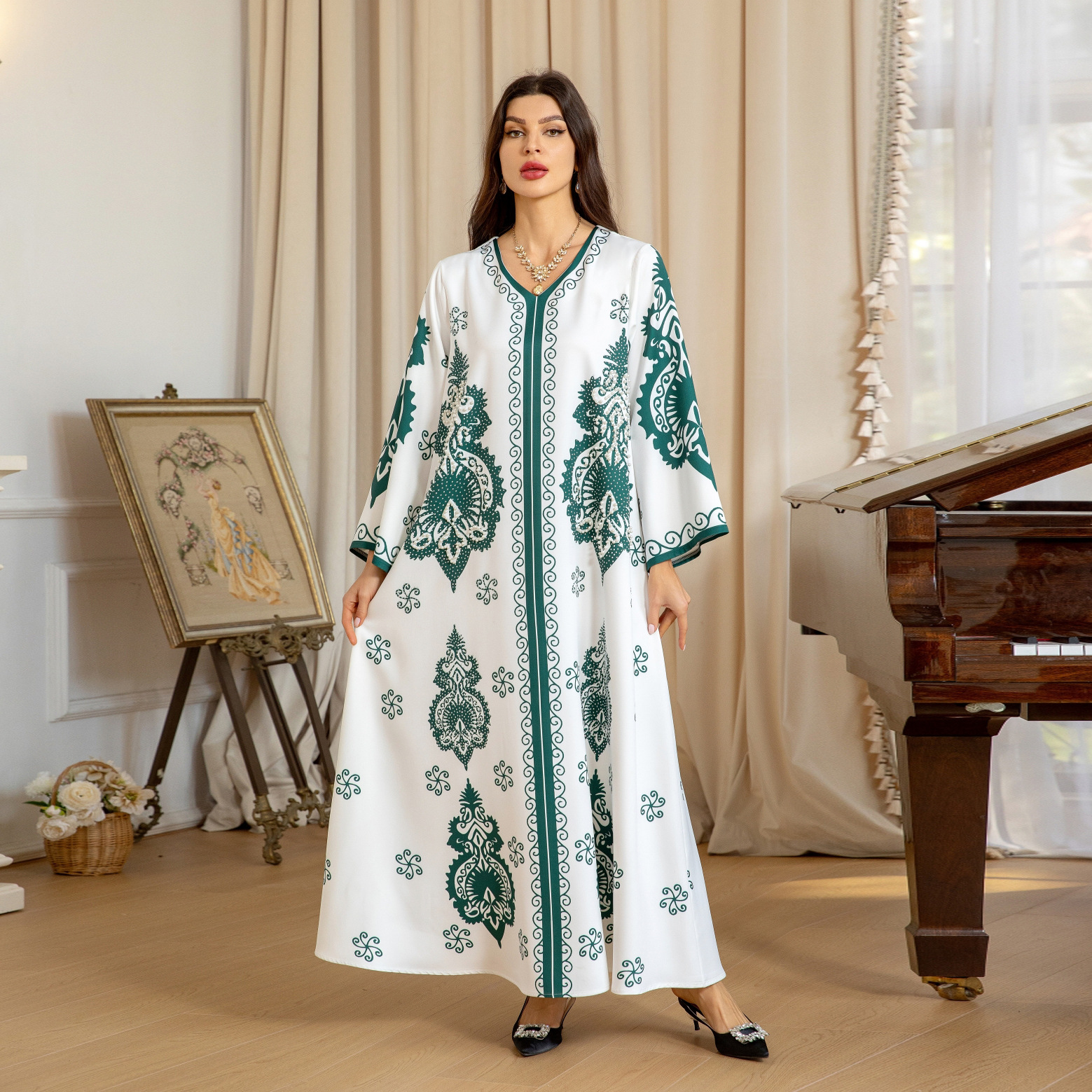 Women's Fashion Dress with Hot Diamond and Bubble Beads Printed Robe